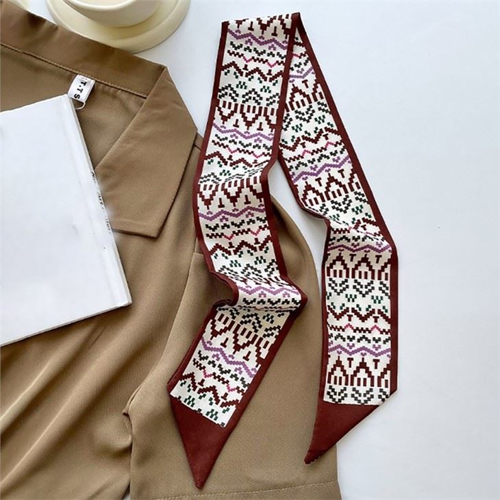 Fashion Custom Sell Well 100% Silk Twilly Scarf